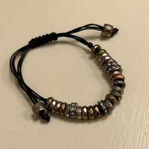 Multi color adjustable bracelet.